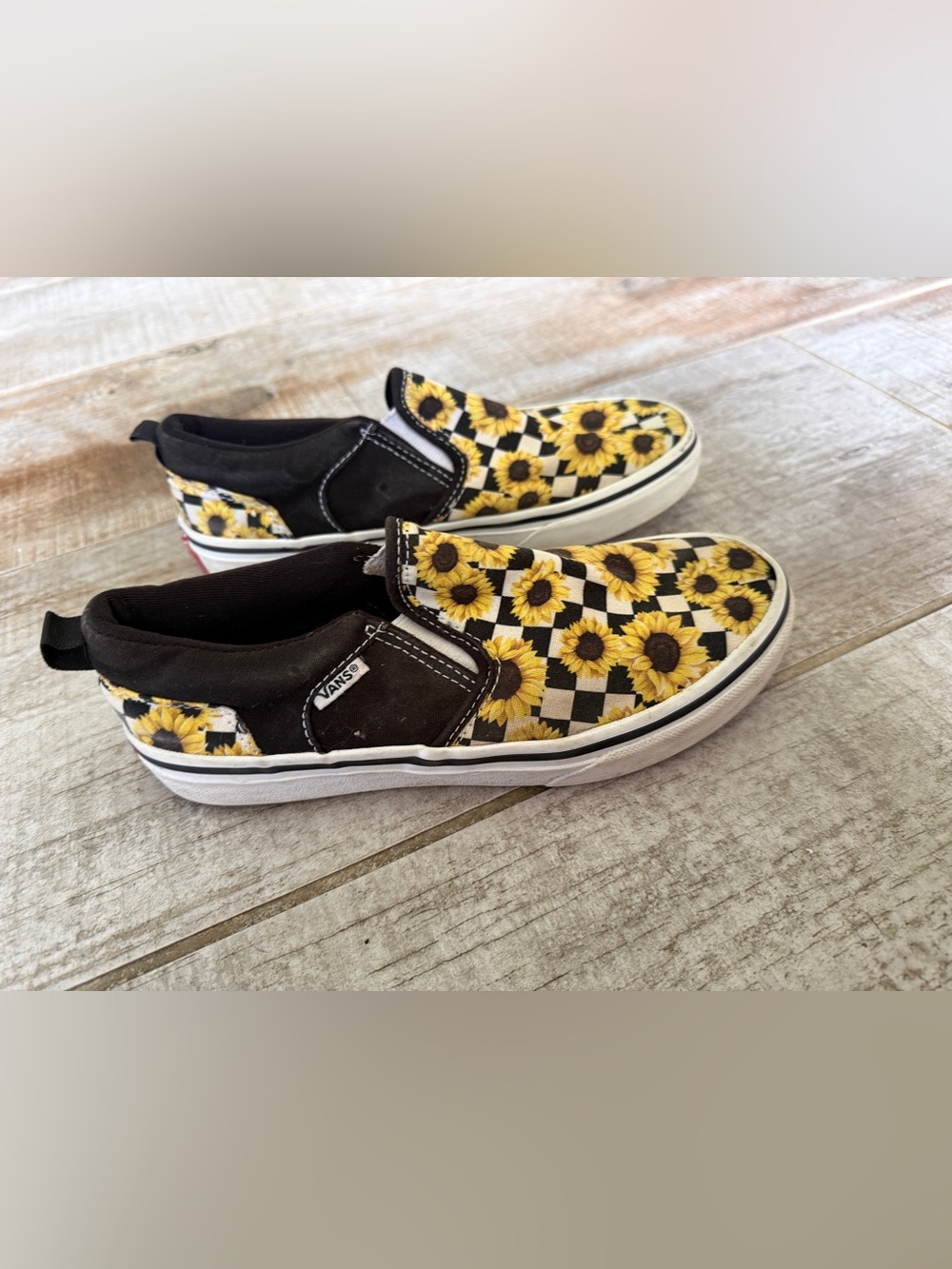 Classic Vans Missy Slip-On Shoes- Size 4